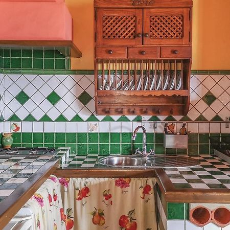 Nice Home In Benalauria With Kitchenette Zewnętrze zdjęcie