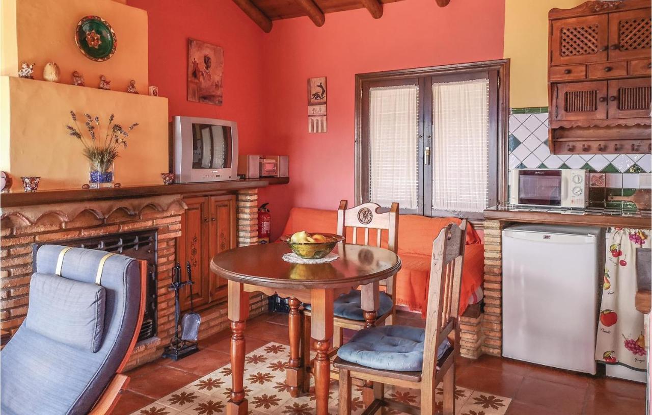 Nice Home In Benalauria With Kitchenette Zewnętrze zdjęcie